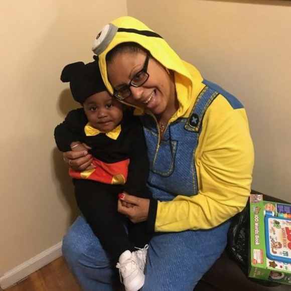 Meet your Posher, Aida - Picture 1 of 1